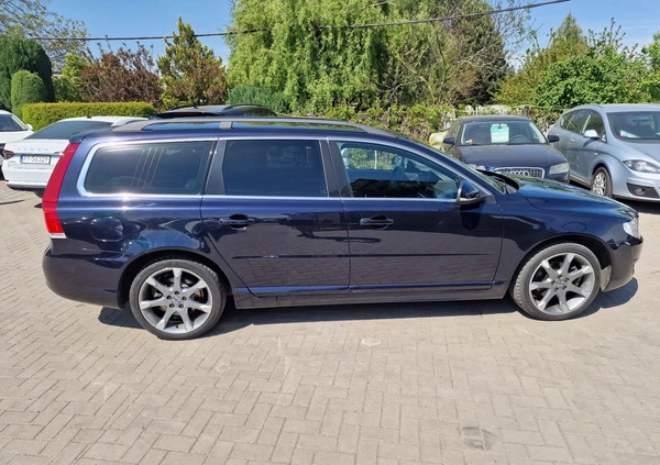 Volvo V70 cena 48000 przebieg: 119000, rok produkcji 2016 z Chocianów małe 596